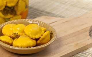Маринованное ассорти из огурцов, помидоров и патиссонов: рецепты консервирования на зиму