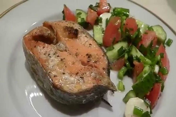 Как запечь в фольге вкусный кижуч в соевом соусе