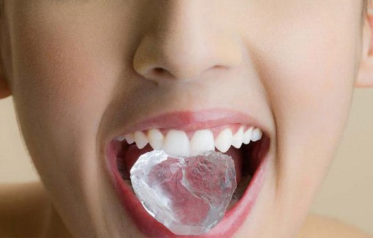 Почему возникает икота?