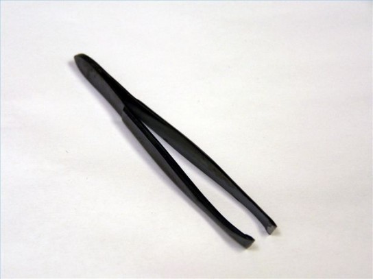 Как правильно выщипать брови