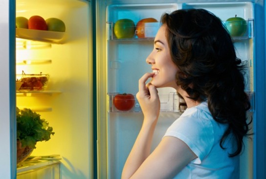 Почему не рекомендовано есть на ночь?