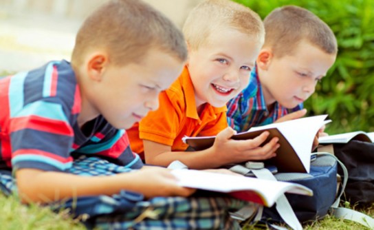 Как приучить ребенка делать уроки самостоятельно?