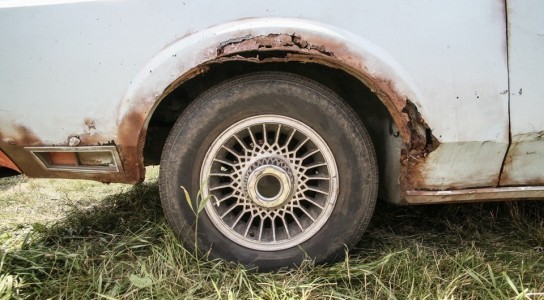 Вот еще несколько хороших действенных средств для очистки ржавчины с кузова