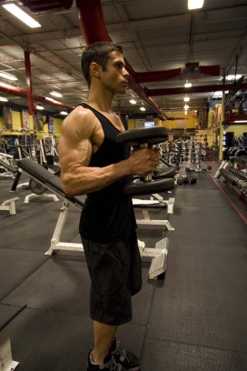 Как правильно качать бицепс