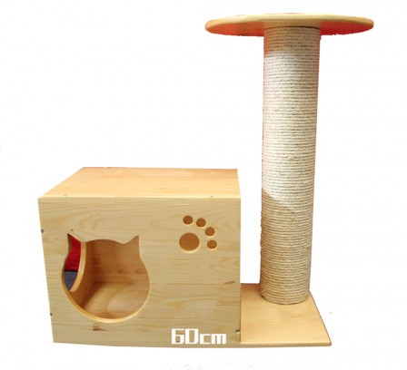 Кошачий дом, но пока еще без "обивки"