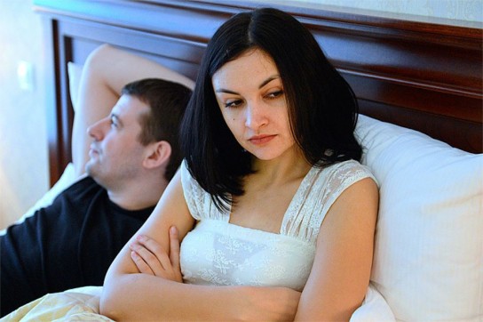 Разлюбил жену, есть ребенок: что делать?