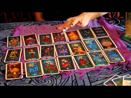 учимся гадать на таро