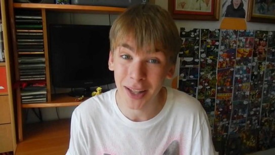 Почему девушки шарахаются от тебя?