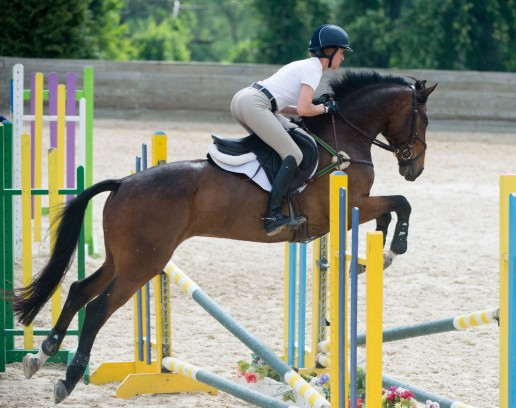 кататься на лошади