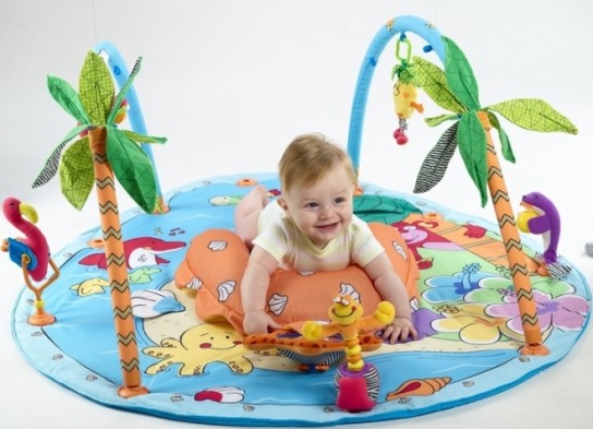 Знакомство ребенка с именами других детей