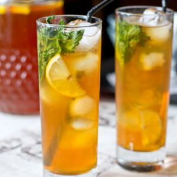 Напиток с лимоном и мятой