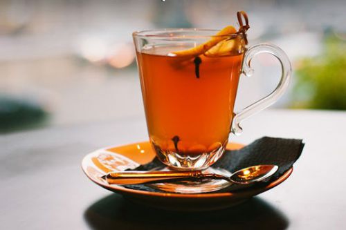 Чай с гвоздикой и лимоном