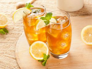 Холодный чай с лимоном
