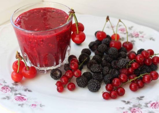 Ягодный смузи
