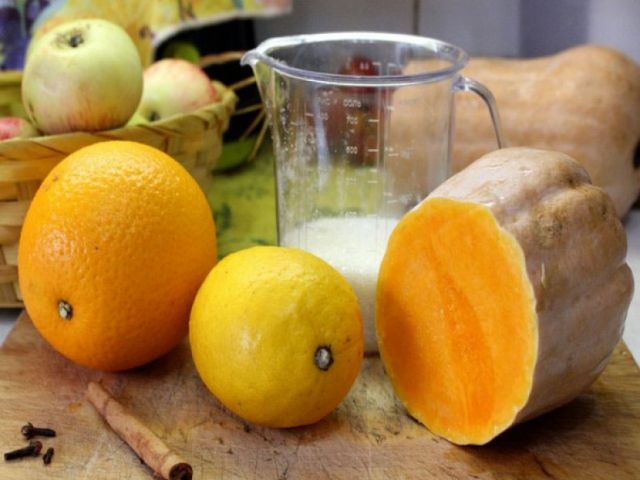 Тыква, фрукты, пряности