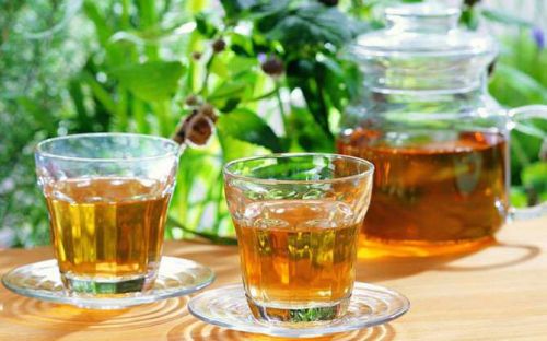 Чай в стаканах
