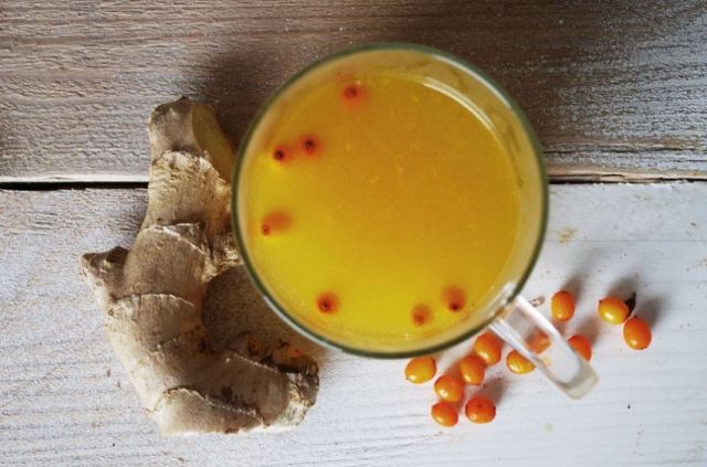 Сбитень из облепихи с имбирем