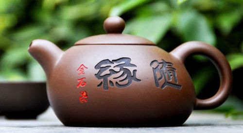 Заварочный чайник из глины