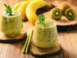 Смузи из банана и киви
