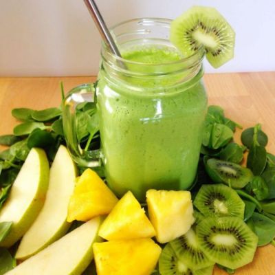 Смузи с киви и ананасом