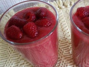 Малиновый смузи