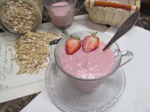 Овсяно-клубничный смузи